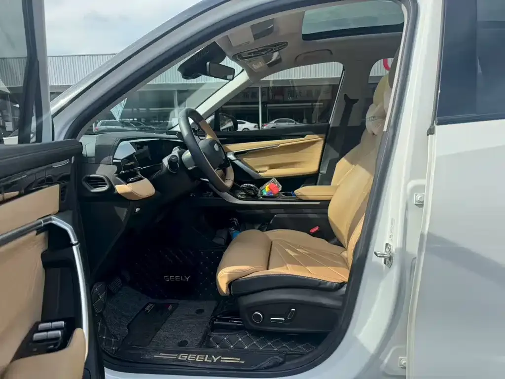 Geely Boyue L 2023 из CN, фото 5