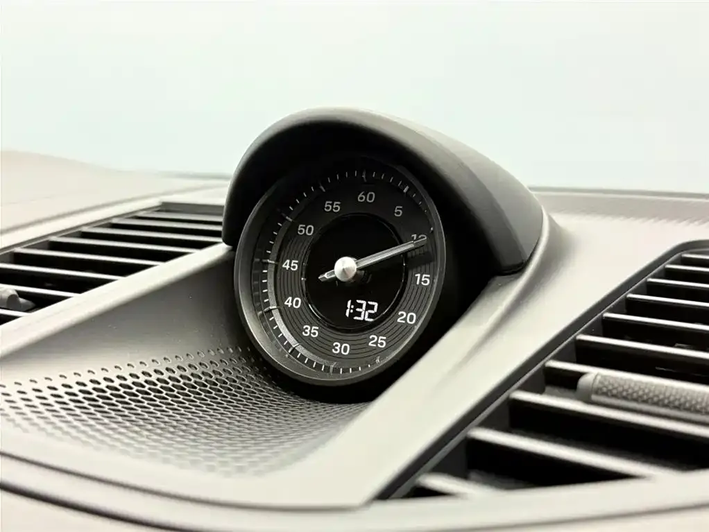 Porsche Panamera 2024 из CN, фото 7