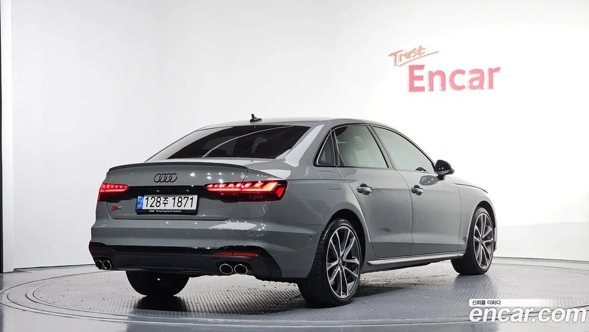 Audi S4 2021 из KR, фото 2