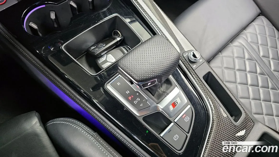 Audi S4 2021 из KR, фото 9