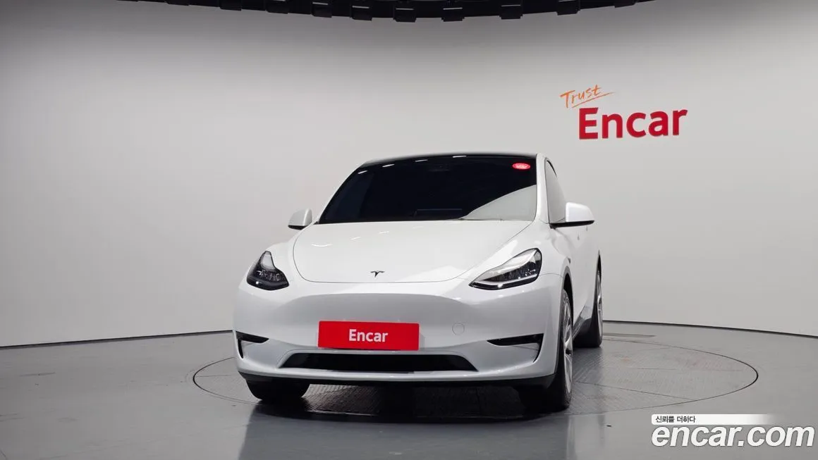 Tesla Model Y — фото 3