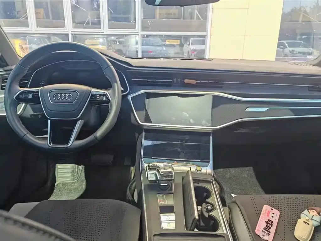 Audi A6L 2024 из CN, фото 2