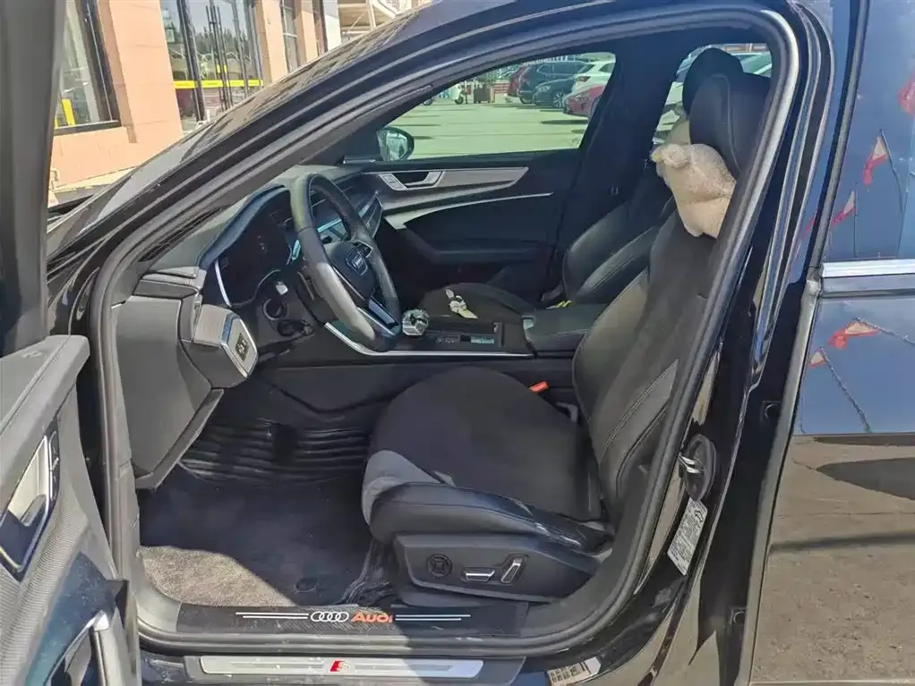 Audi A6L 2024 из CN, фото 3