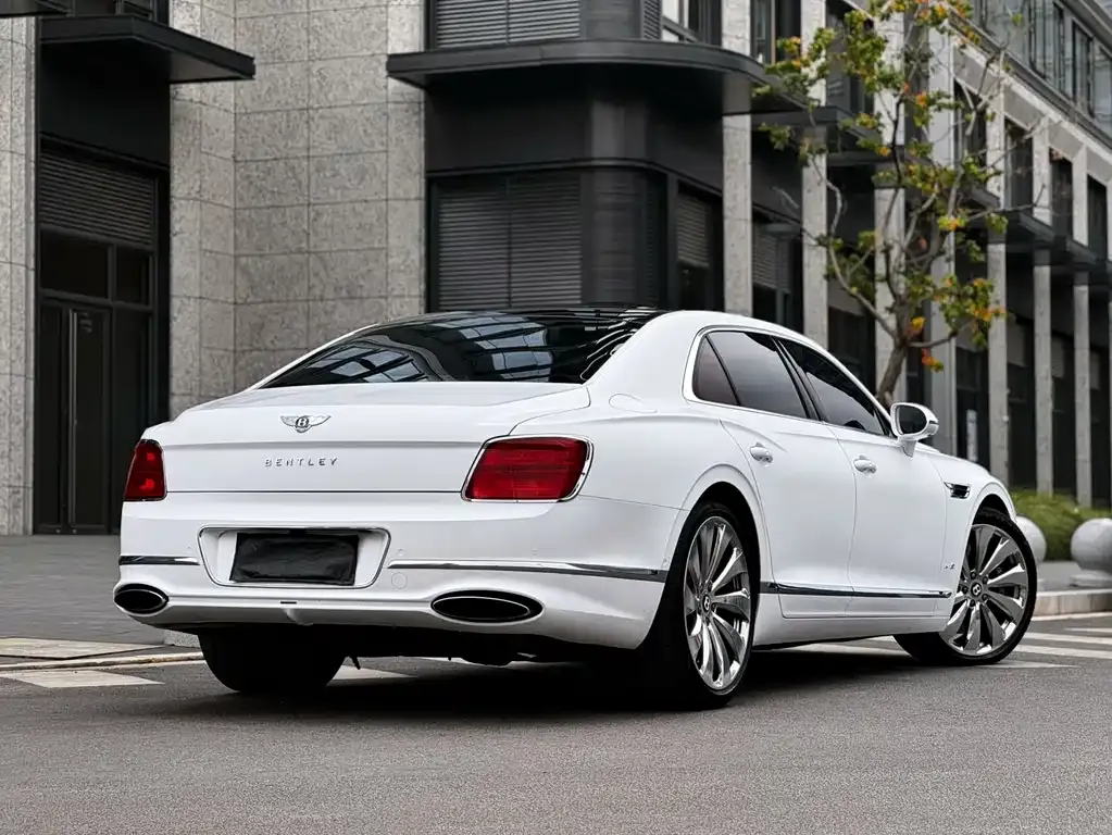 Bentley Flying Spur 2021 из CN, фото 4