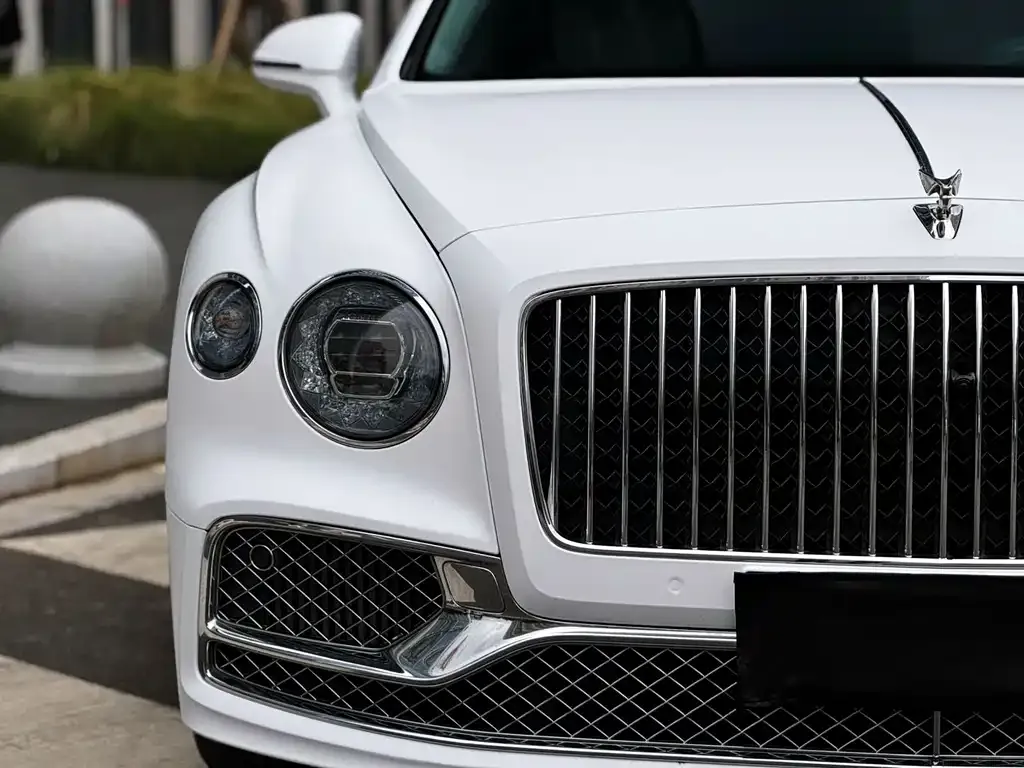 Bentley Flying Spur 2021 из CN, фото 8