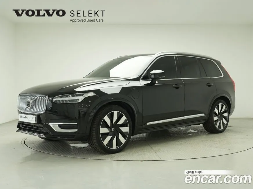 Volvo XC90 — фото 1