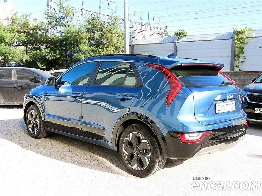 Kia Niro — фото 3