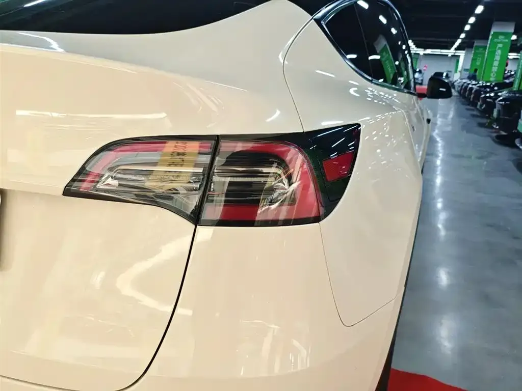Tesla Model Y 2022 из CN, фото 8
