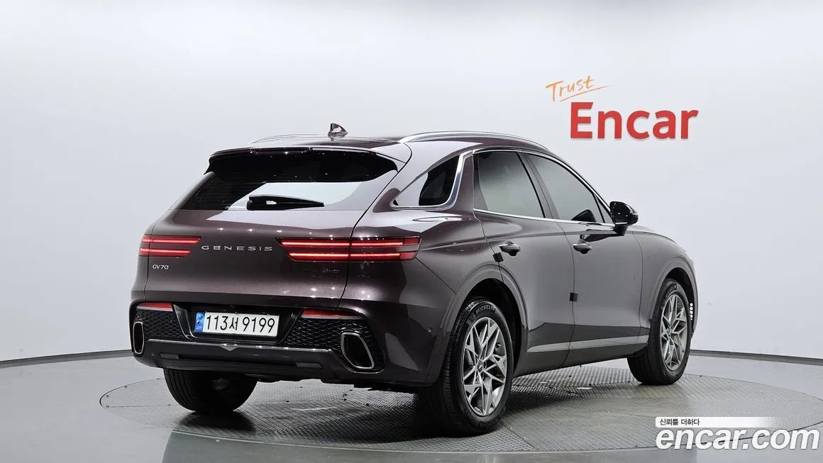 Genesis GV70 2023 из KR, фото 2