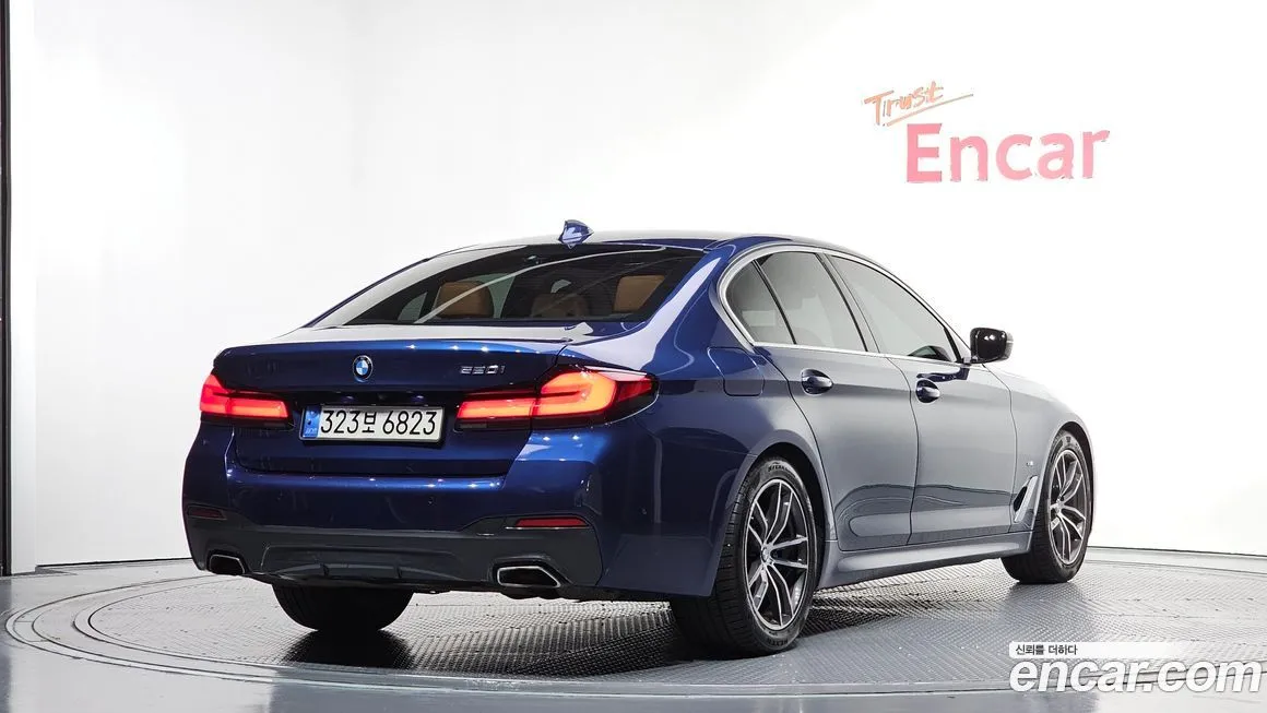 BMW 5-Series 2021 из KR, фото 2