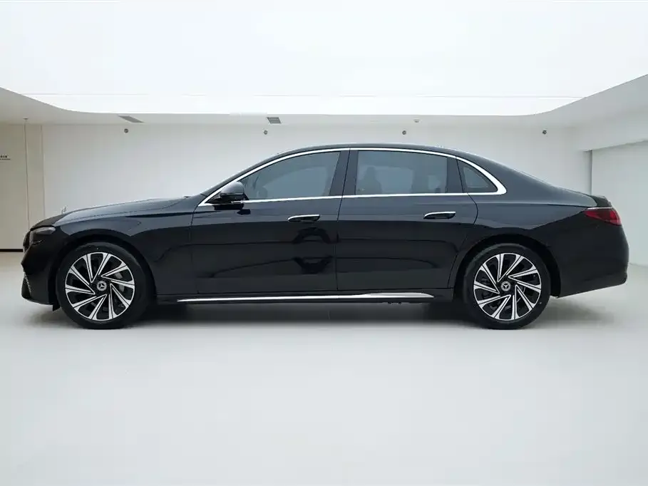 Mercedes-Benz E-Class 2024 из CN, фото 3