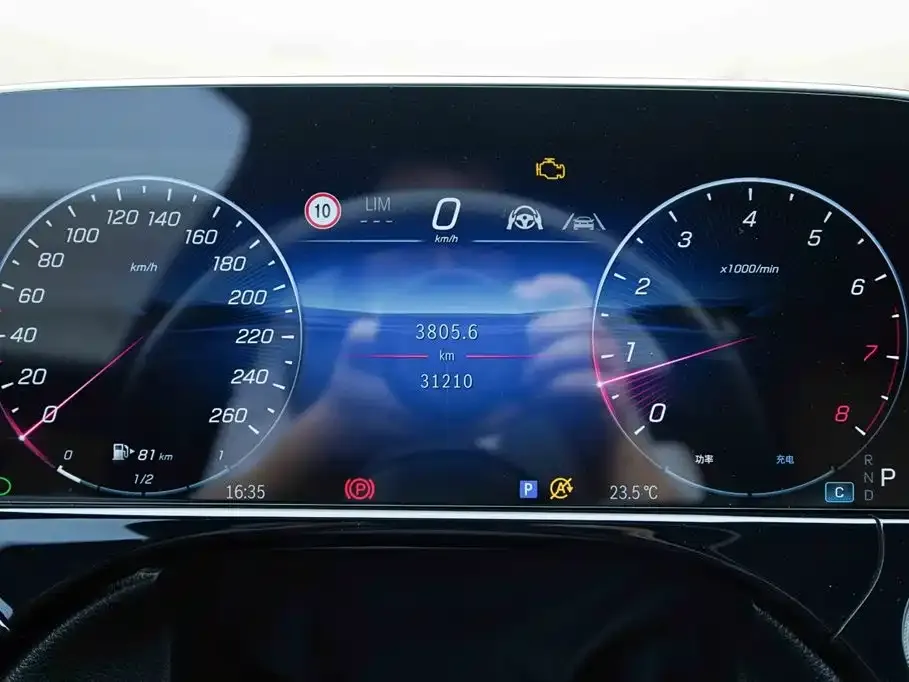Mercedes-Benz E-Class 2024 из CN, фото 7