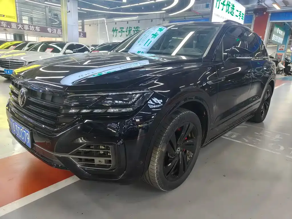 Volkswagen Touareg 2021 из CN, фото 1