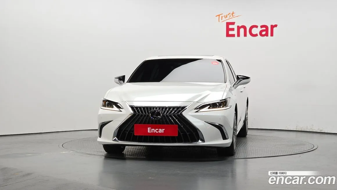 Lexus ES 2023 из KR, фото 3