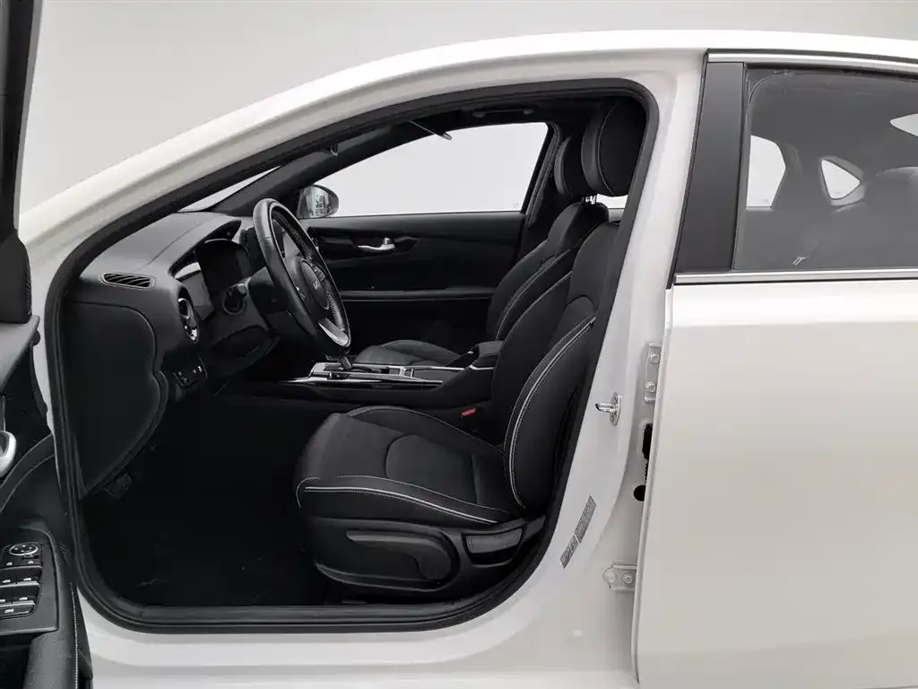 Kia K3 2024 из CN, фото 10