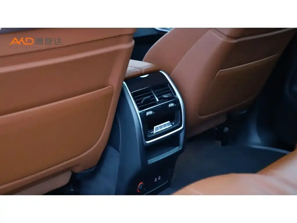 BMW X7 2024 из CN, фото 9