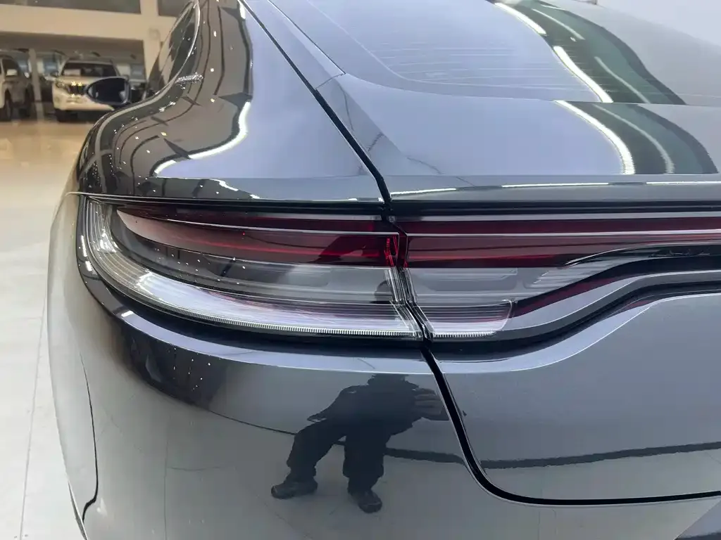 Porsche Panamera 2023 из CN, фото 8