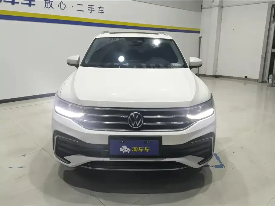 Volkswagen Tiguan L 2022 из CN, фото 2