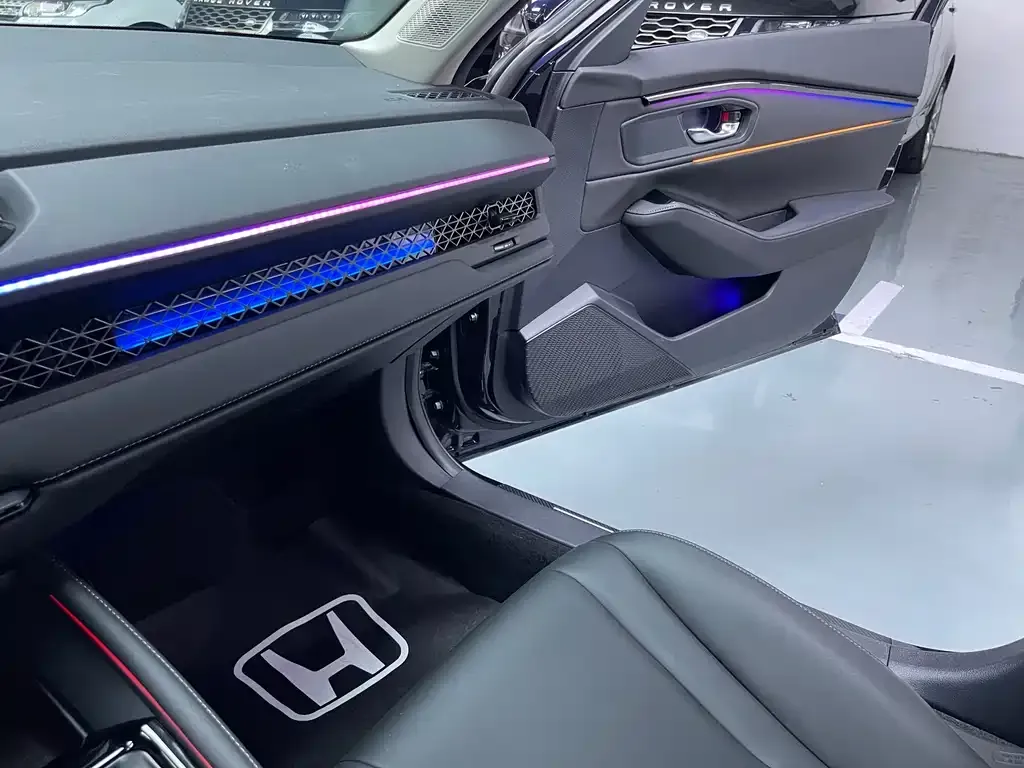 Honda Accord 2023 из CN, фото 8