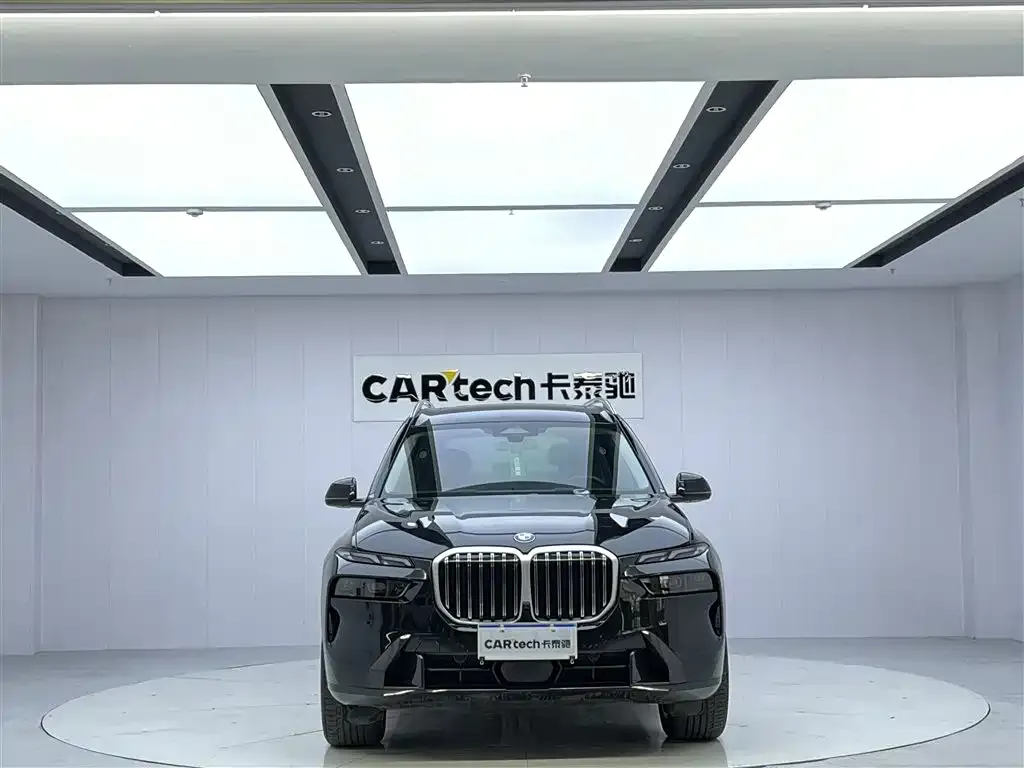 BMW X7 2024 из CN, фото 8