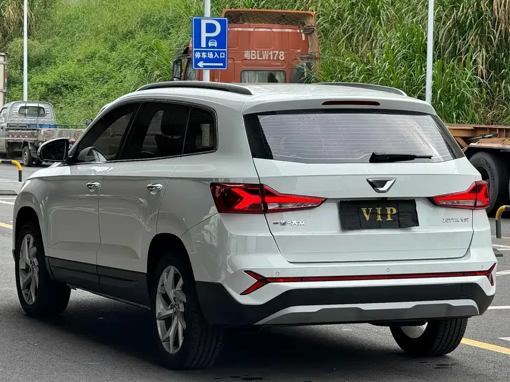 Jetta VS7 2024 из CN, фото 8