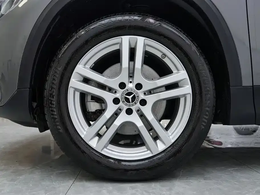 Mercedes-Benz GLA 2023 из CN, фото 4