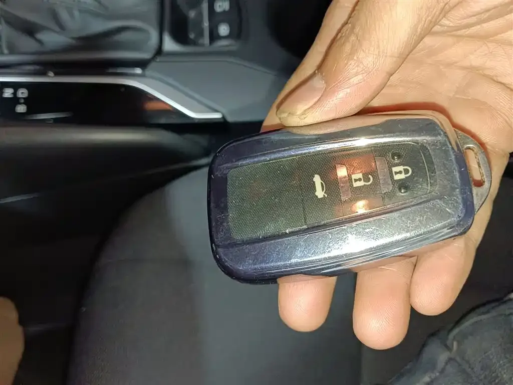 Toyota Corolla 2022 из CN, фото 9