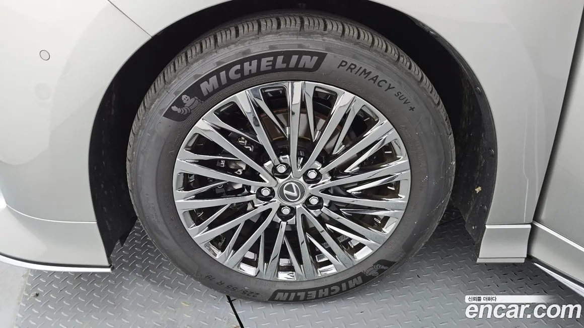 Lexus LM 2025 из KR, фото 5