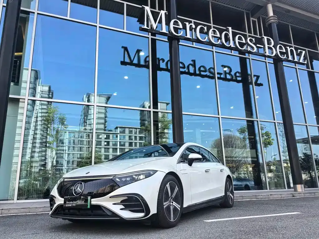 Mercedes-Benz EQS 2023 из CN, фото 1