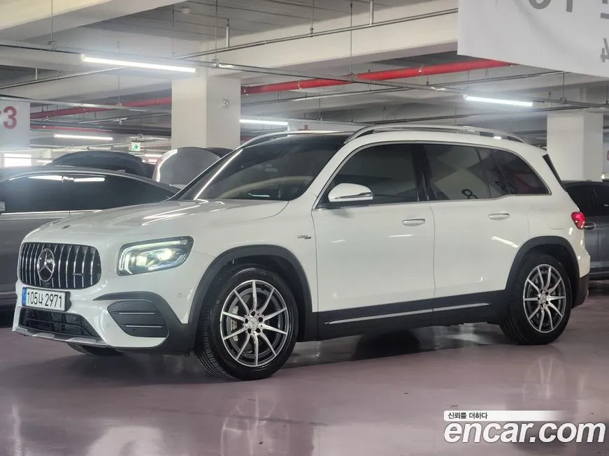Mercedes-Benz GLB-Class — фото 2
