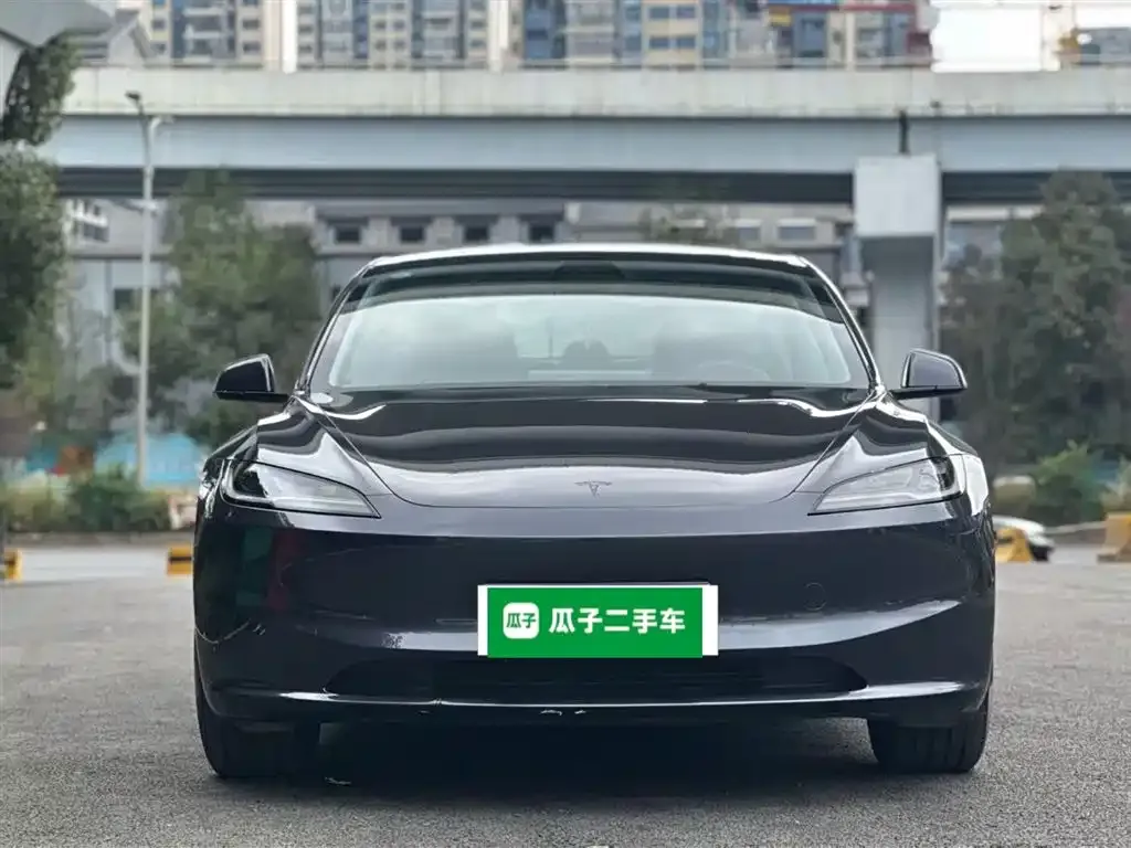 Tesla Model 3 2024 из CN, фото 3