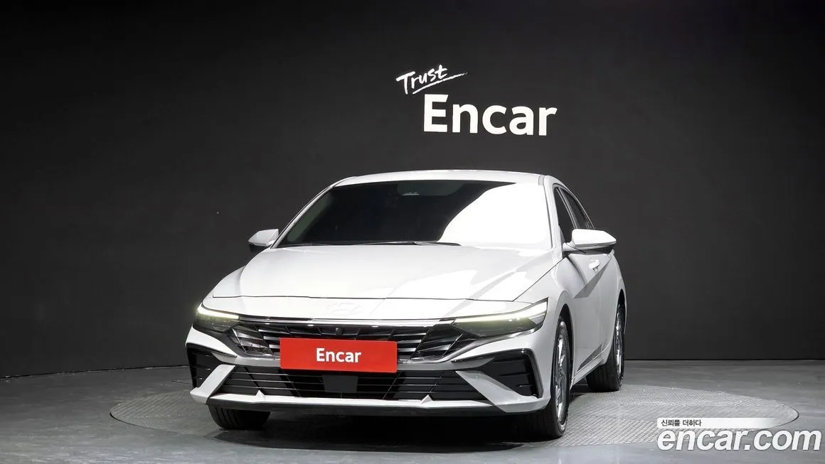 Hyundai AVANTE — фото 3