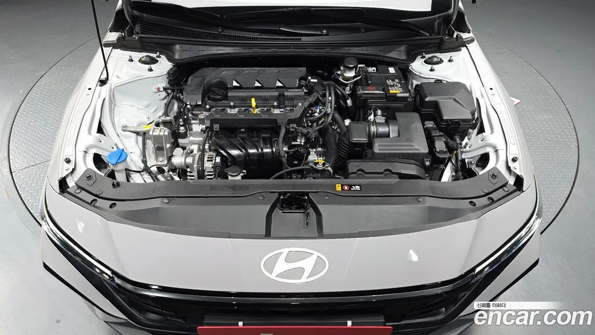 Hyundai AVANTE — фото 6