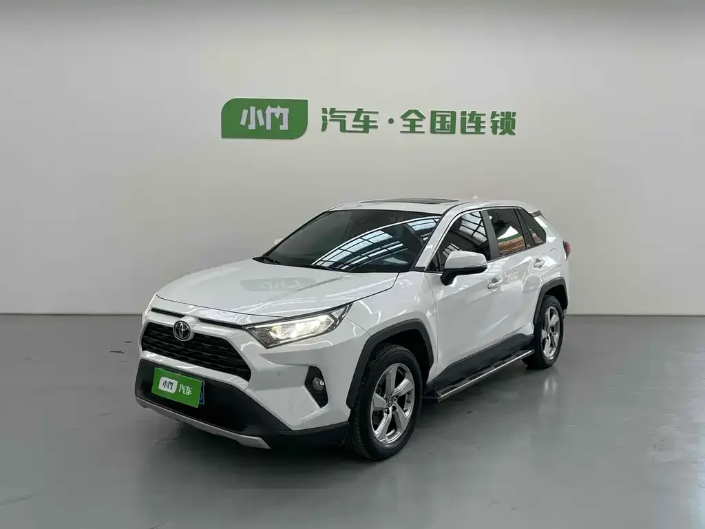 Toyota RAV4 2022 из CN, фото 1