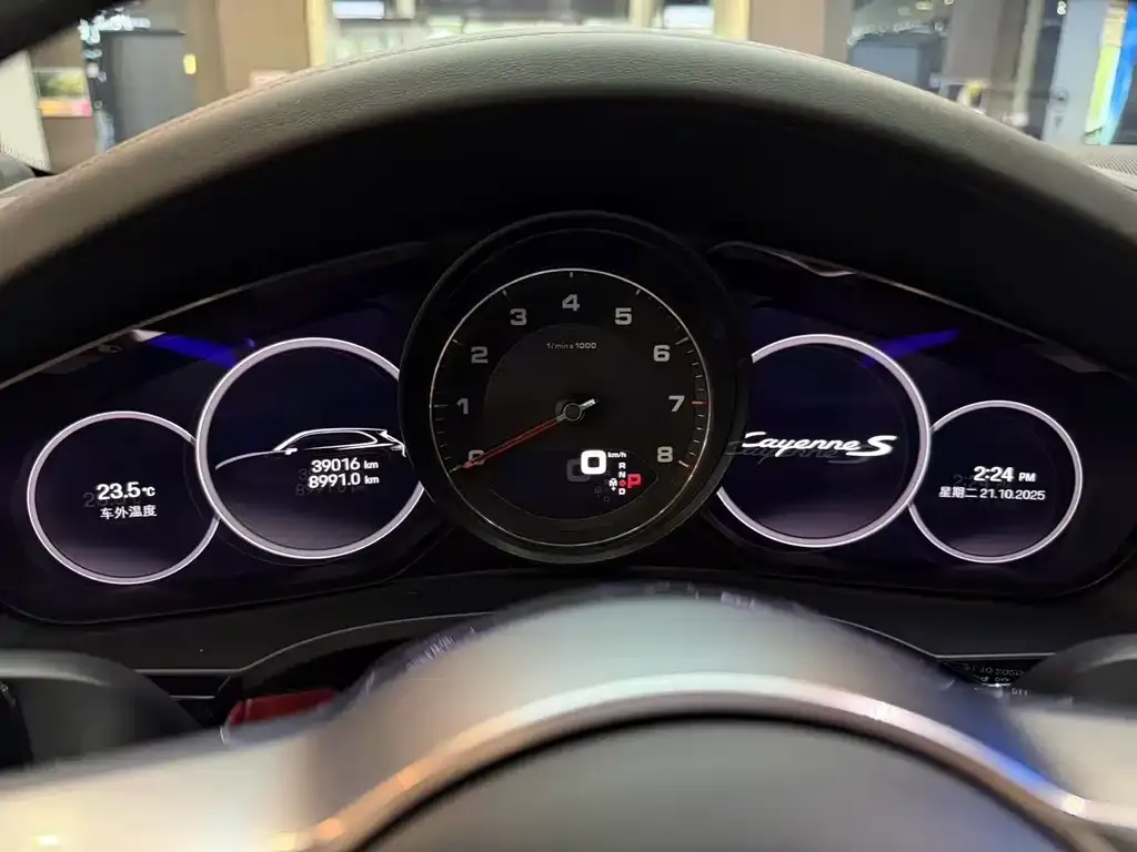 Porsche Cayenne 2023 из CN, фото 10