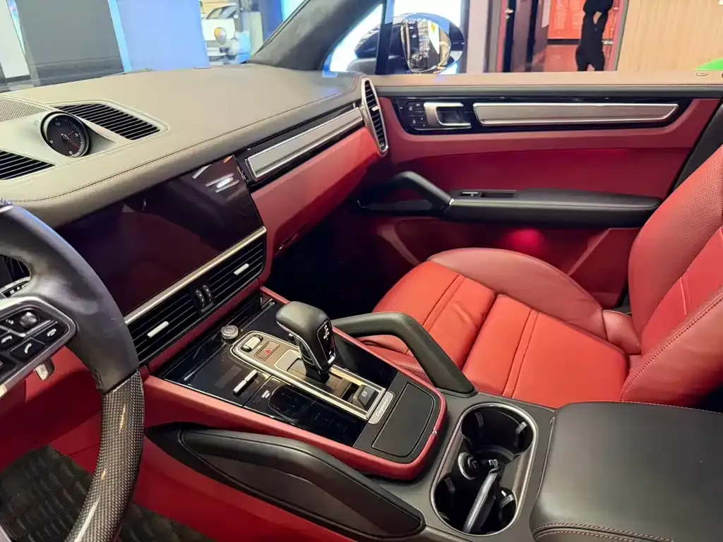Porsche Cayenne 2023 из CN, фото 8