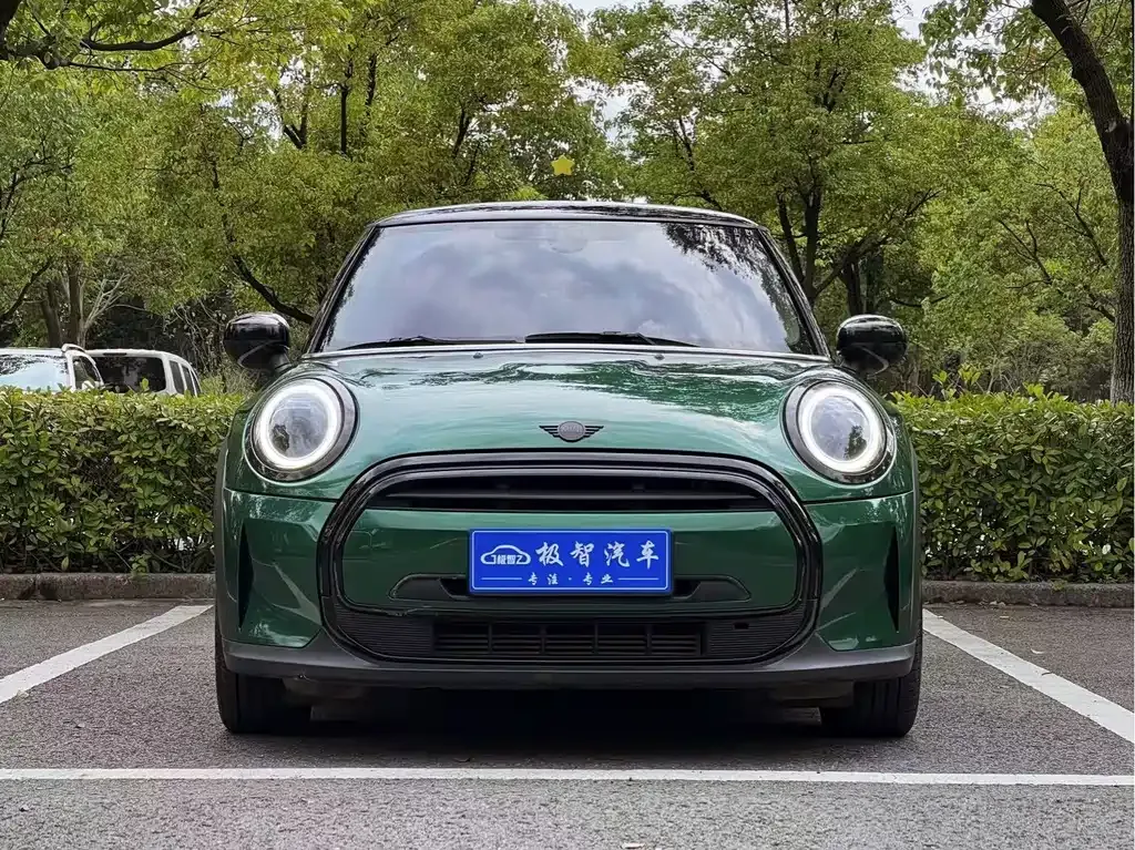 MINI Cooper (3-door) 2021 из CN, фото 2