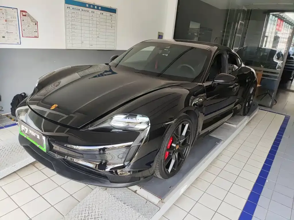 Porsche Taycan 2023 из CN, фото 9