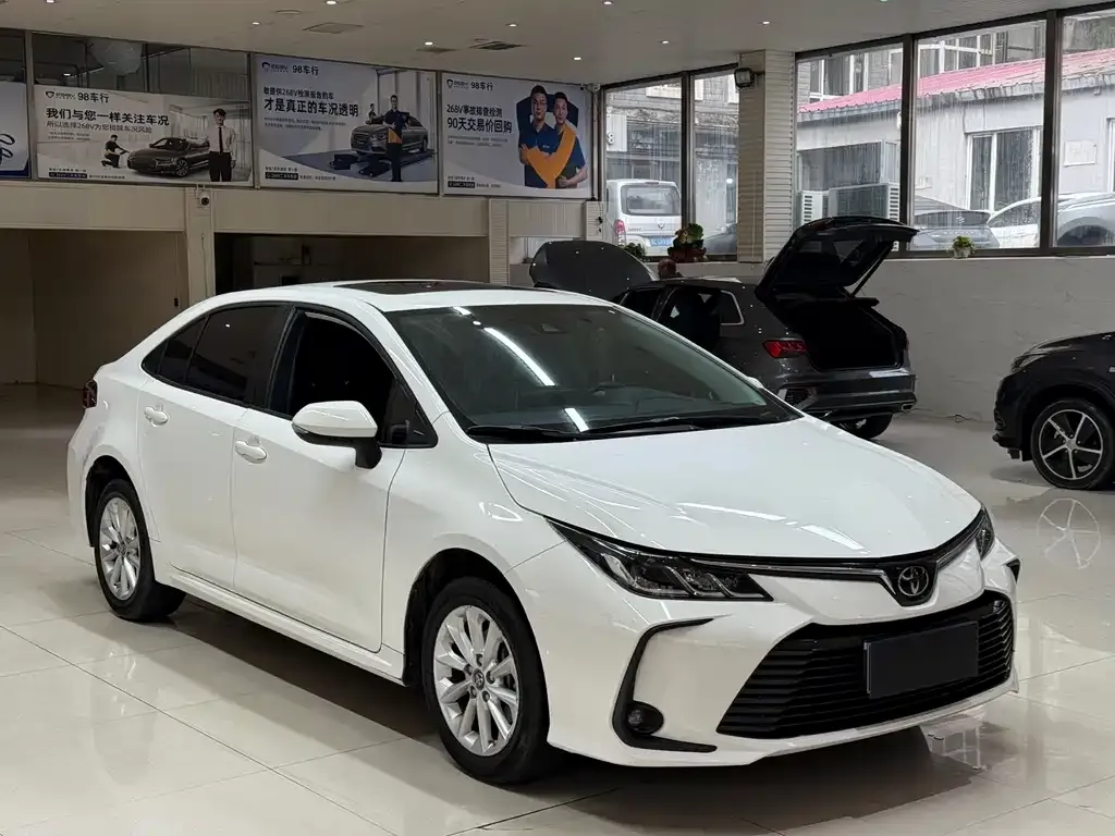 Toyota Corolla 2022 из CN, фото 3