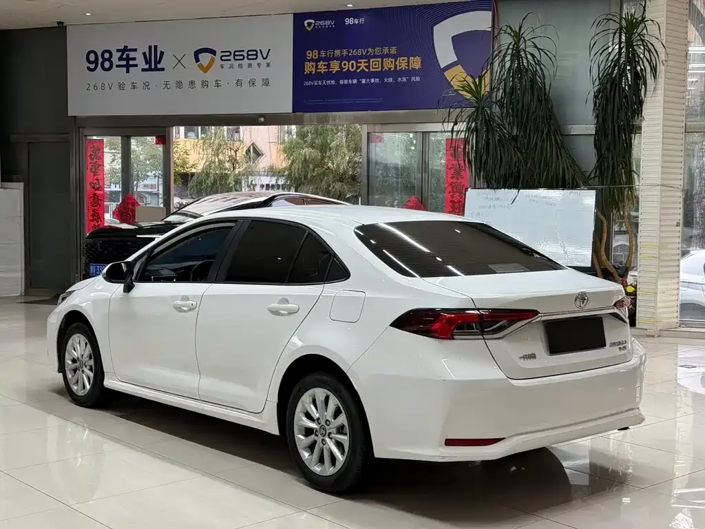 Toyota Corolla 2022 из CN, фото 4