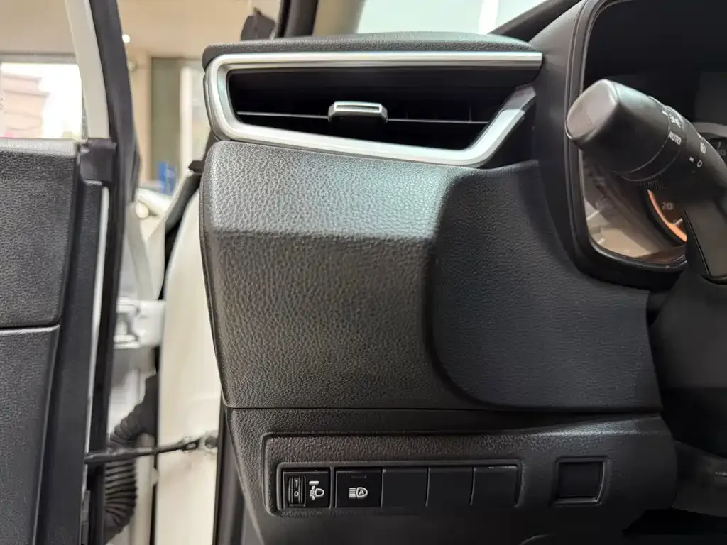 Toyota Corolla 2022 из CN, фото 9