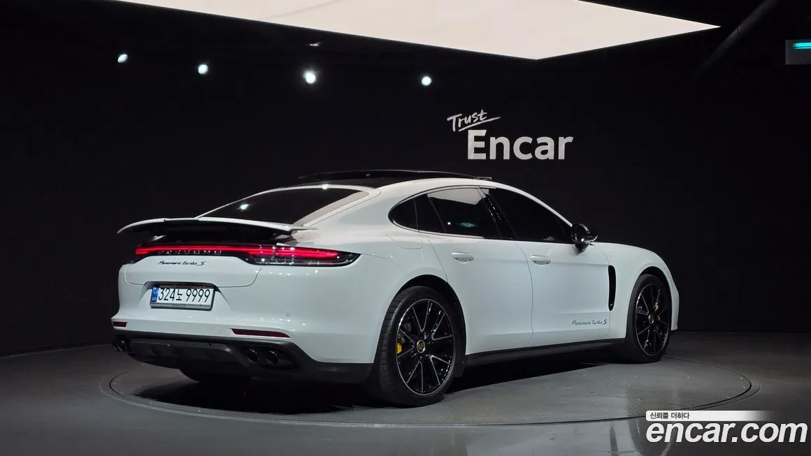 Porsche Panamera 2023 из KR, фото 2