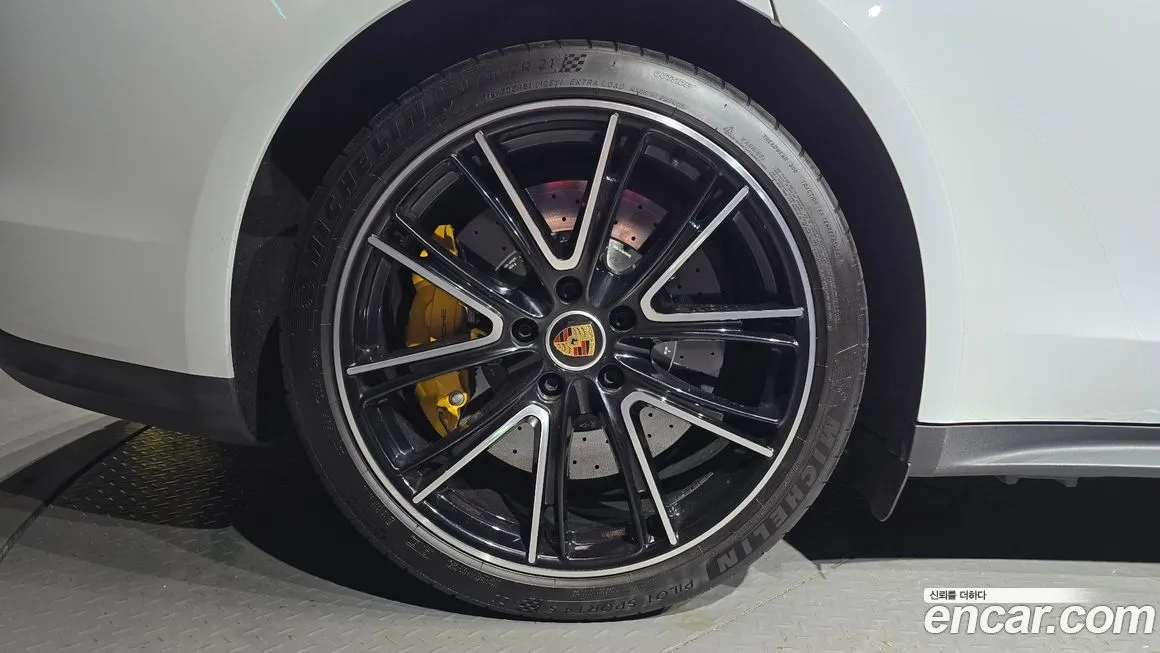 Porsche Panamera 2023 из KR, фото 5