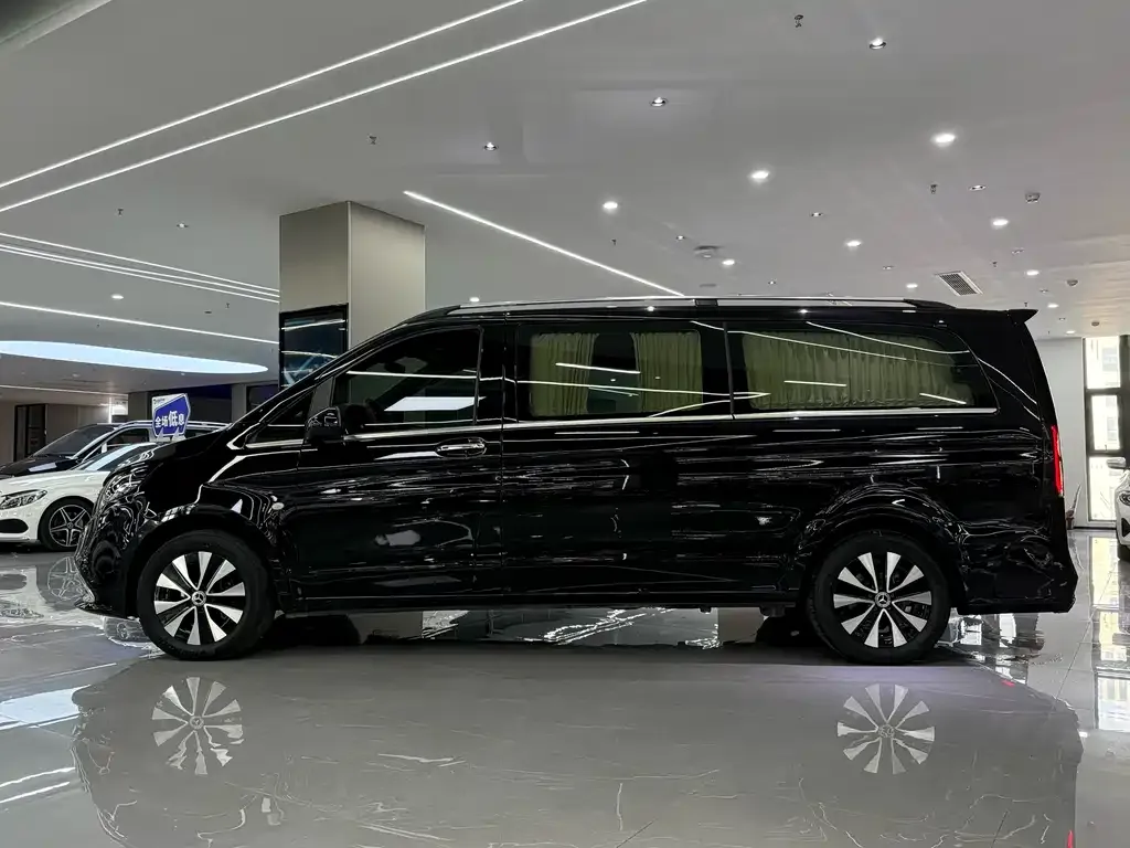 Mercedes-Benz Vito 2023 из CN, фото 3