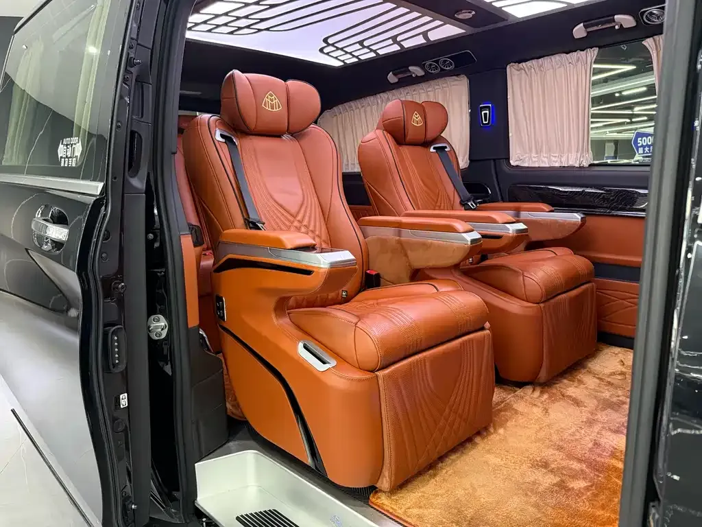 Mercedes-Benz Vito 2023 из CN, фото 7