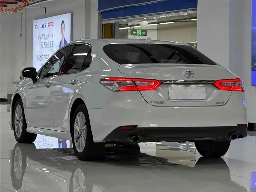 Toyota Camry 2022 из CN, фото 10