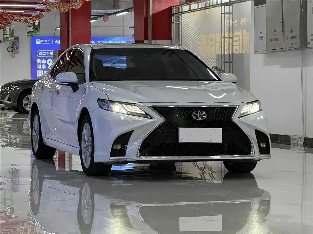 Toyota Camry 2022 из CN, фото 8