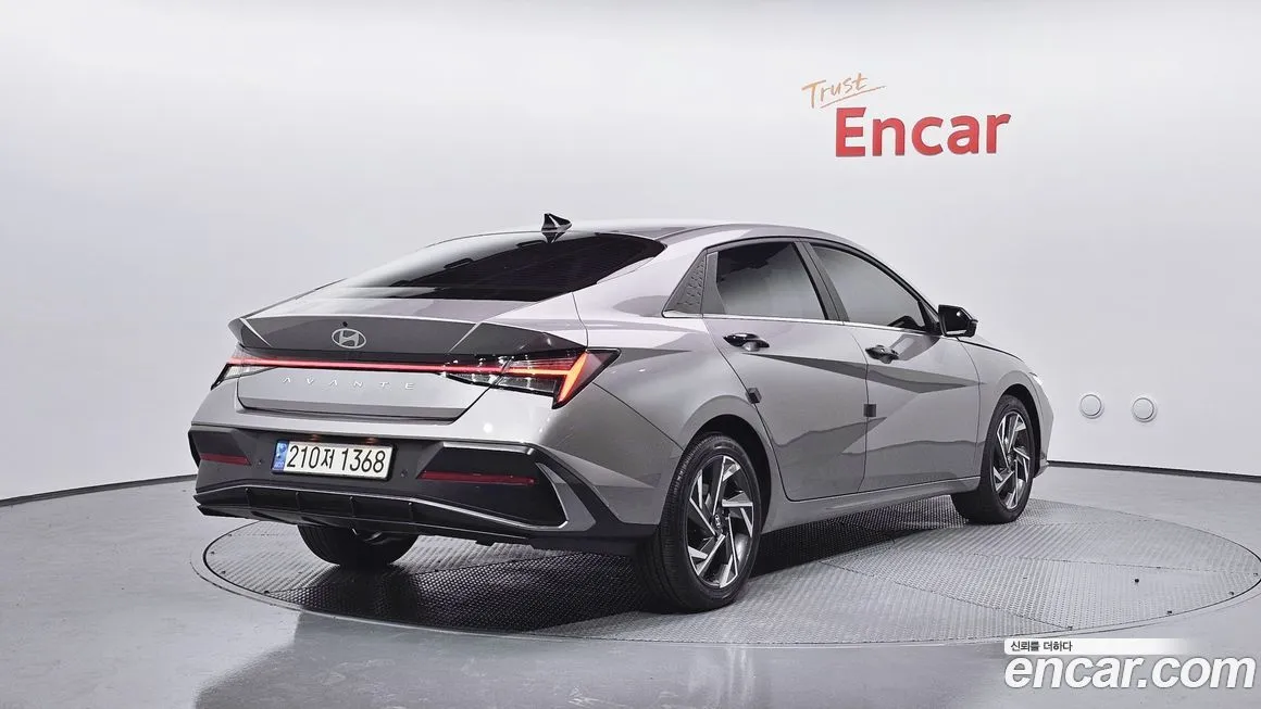 Hyundai AVANTE 2024 из KR, фото 2