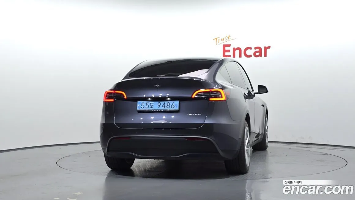 Tesla Model Y — фото 4