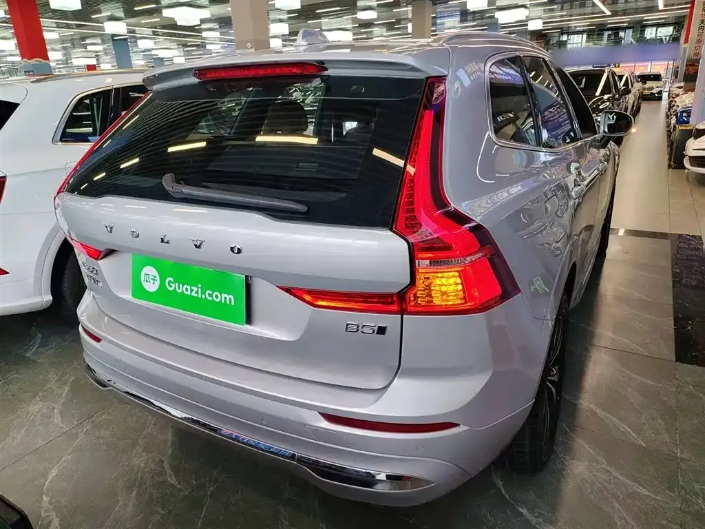 Volvo XC60 2023 из CN, фото 7